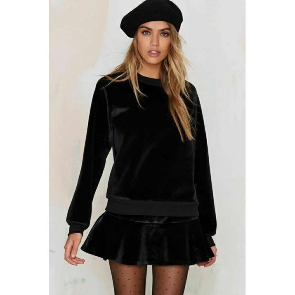 Nasty Gal J.O.A. Womens Black Velvet Plush Little Baby Raglan Sweater Size S - Picture 2 of 16